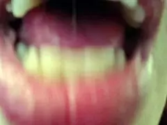 buzz buzz, got a new sextoy, wanna see me buzz my hairy pussy?