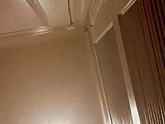 ما أصدق بلل كس ناضجة من الإصبع