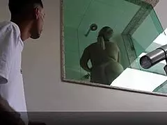 Enteado Novinho Fodeu a Madrasta Rabuda ao Sair do Banho Video Completo no Red Sheer