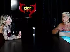 Tem Um Público Misto À Milf Pegou Um Que Brocou E Já Passou Muita Raiva Por Isso Escolhe Suas Batalhas - Just Joana Watch On Sheer Red