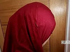 Hey, hijab arabic wife shared between husband and in-law! 👀