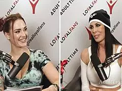 milf pornstar shares interview at xxx adult award function