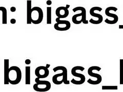 Bold Camel Toe Display in Tight Clothing