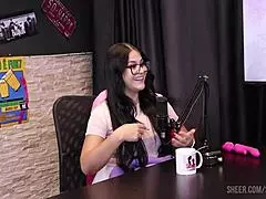 Lady Snow and Lord Kenobi chat with Tiffany in swing cast part 6 on sheer red