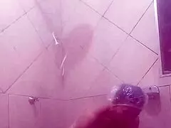 estou cheia de tesão cadê os pauzudos