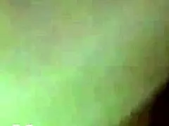 Girlfriend Latina remaja 18+ membongkok untuk kesedapan intens