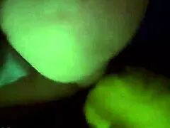 Girlfriend Latina remaja 18+ membongkok untuk kesedapan intens