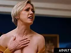 Adult Time - Busty Milf Dee Williams Comforts Stepbae Melody Marks By Scissoring