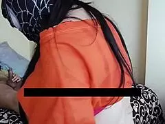 usando la máscara de spiderman que le gusta a mi hijastro