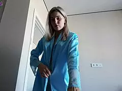 'why is the stepmom seducing her stepson with feet? she rides him hard!'