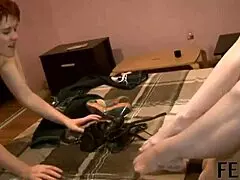 redhead lesbian fucks girlfriend with dildo?