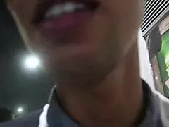 Zatvorio sam se s ovom mrkom i ponudio joj keš