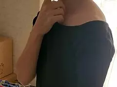 Mai, a 40s shaved housewife, loves creampie in her destroyed pussy