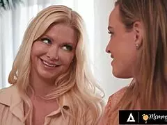 i-i messed up the quiz, now serene siren and i are scissoring so roughly!