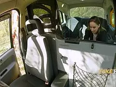 A female taxi driver asks a physiotherapist for a massage in exchange for a free ride
