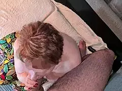 Granny gives blowjob and swallows 😋