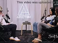 مقابلة شاي سايتس وريغان فوكس