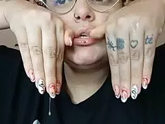 Latina chubby milf debuts as the new hairy fetish porn queen