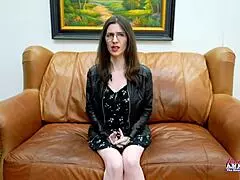 hazel o'connor sucks juicy cock after ringing her bell