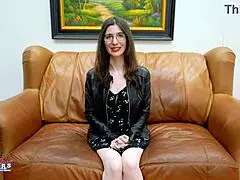 hazel o'connor sucks juicy cock after ringing her bell