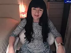 mlady jessy, touch my aching pussy now?