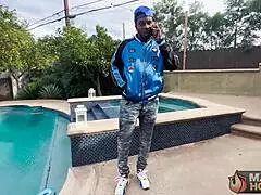 Milf ruiva peituda Peaches cavalga fundo pauzão do Rome Majors 😍 foda molhada de quatro