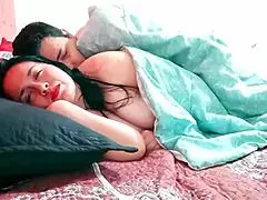 yo stepmom was alone so i snuck in her room and fucked her good 💦😈 wanna see?