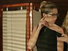 boyfriend spies on girlfriend massaging hot milf's curves casually