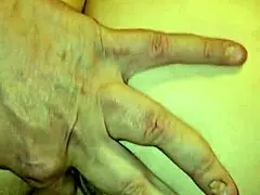 Whoa big ass milf feet got me hooked on this wild fetish play! 😍🍑