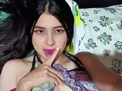 dulce's young latina mommy pussy gets homemade pounding