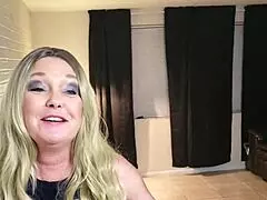 ever wonder when a tight shaved housewife pussy just shows up wet and ready for creampie doggystyle?