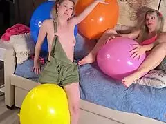 teasing blondes sunny lane lick wet pussies kissing clits 👅💦