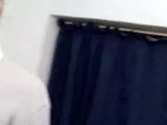 Beatrice wekt mijn harde pik met mond op werk 💦😈