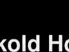 essa milf casada trepou no banheiro com amante... corno marido espiou de pertinho o cuzinho!