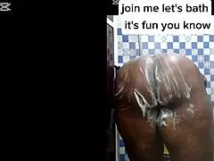 i'm doin this naked dance in the bathroom with my chubby mommy body first time ever