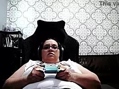 Gaming streamer milf gets horny fingering her wet pussy and big ass in pantyhose