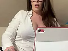 Hey, wanna see your joi secretary boss you around? 😈👔