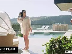 MILFY ANAL-LOVING PARIS LINCOLN'S FLAWLESS ASS FILLED IN DEEPTHROAT DOGGY RIMJOB POUNDING.