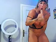 Fans super horny to fuck me now! 🔥🍑