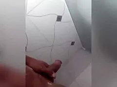 ahh tomando banho gostoso com milfs gangbang cumshot massage all over