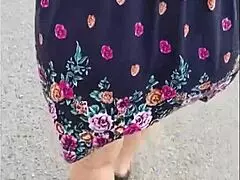 what's this latina madura seeking out on the street?