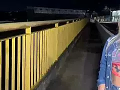 ESPOSA PEGA ESTRANHO NA RUA PARA SEXO ANAL GOSTOSO BENT OVER