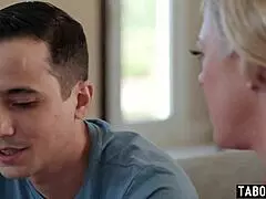 dee williams' huge tits stepmom demands stepson pounds her mature pussy deepthroat style