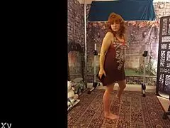 Hotwife Steffi Dances and Exposes Her Cunt for Hubby!