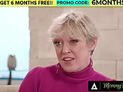 Sophia Sterling jerks off watching BF drill stepmom Dee Williams!