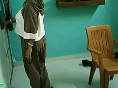 Beautiful Indian Aunty's Wet Pussy Creampied in Hardcore Desi Fuck