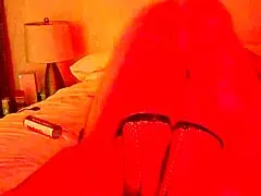 damn this mature anal doggie gapes her shaved pussy wide open 🍑💦