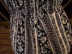 i can't stop staring at this babe's teasing ass in public