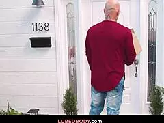 Sultry Latina Eve's Neighbor Oils Up Her Big Tits for Deep Erotic Pussy Massage and Cumshot