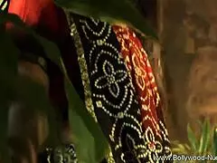 exposed eastern indian milf dancer shakes brunette curves